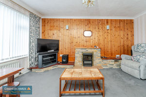 Living Room- click for photo gallery